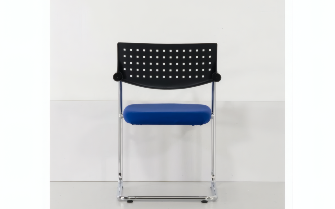120500216_konferenzstuhl-freischwinger-vitra-visavis-schwarz-blau-chrom-metall-stoff-kunststoff-4_4x3-Upscale