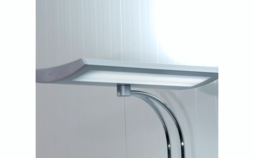 180104492_stehleuchte-luxo-silvy-fl-adjustable-59x193x38cm-chrom-metall-aluminium-7_4x3-Upscale