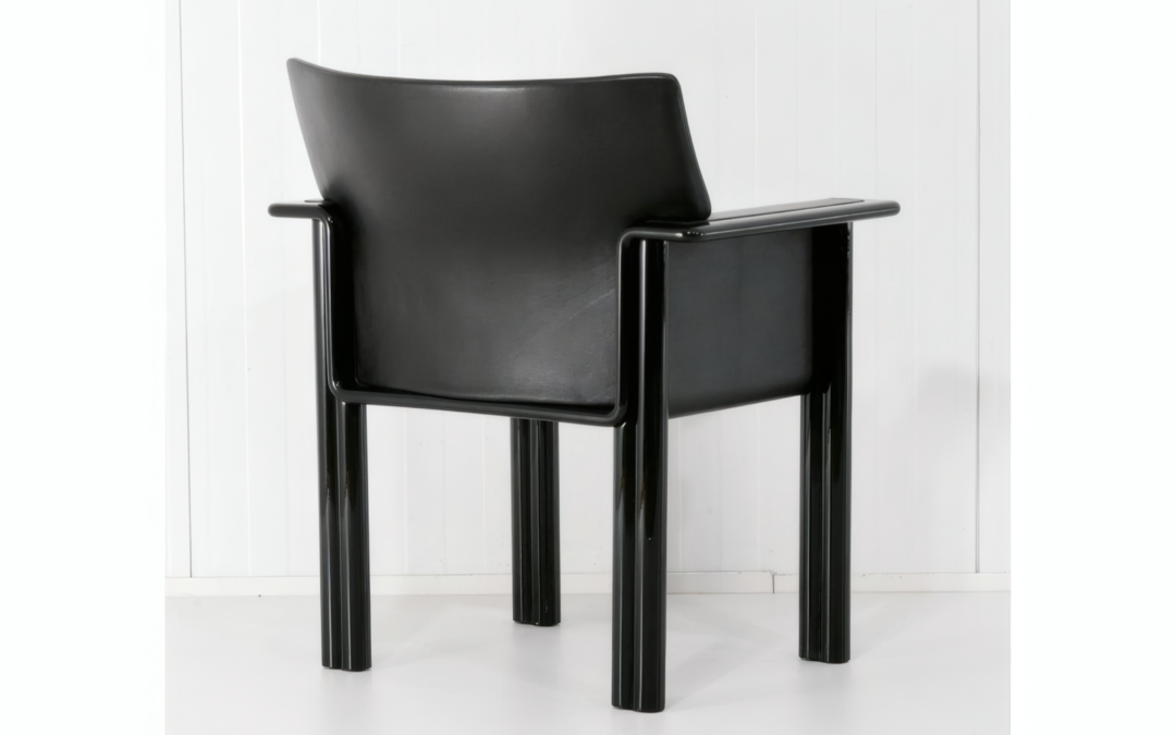 180804829_konferenzstuhl-meritalia-leder-71x80x60cm-schwarz-leder-6_4x3-Upscale
