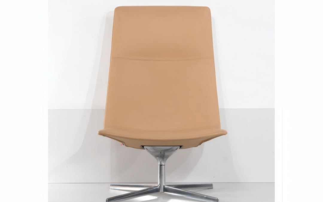 200605823_loungesessel-arper-catifa-70-beige-leder-aluminium-2_4x3-Upscale