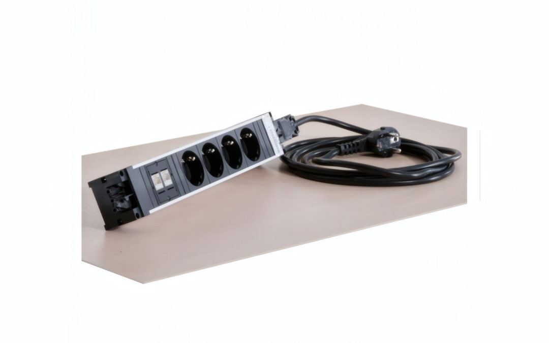 200605827_steckdosenleiste-bachmann-2x-lan-260x60x4cm-schwarz-aluminium-1_4x3-Upscale