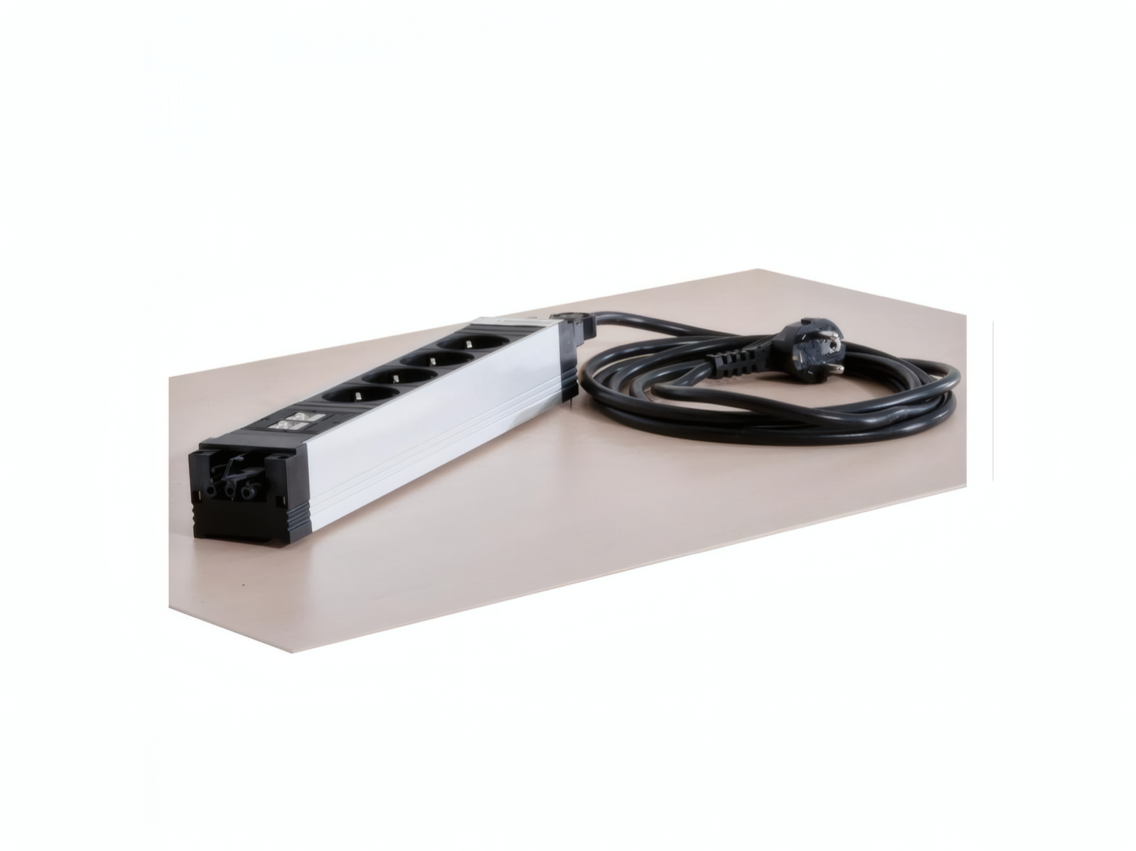 Bachmann STEP Steckdosenleiste 4-fach mit LAN – Bild 2
