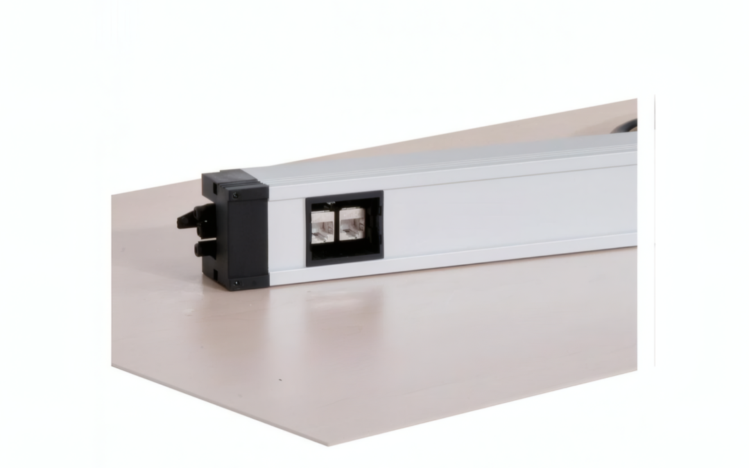 200605827_steckdosenleiste-bachmann-2x-lan-260x60x4cm-schwarz-aluminium-3_4x3-Upscale