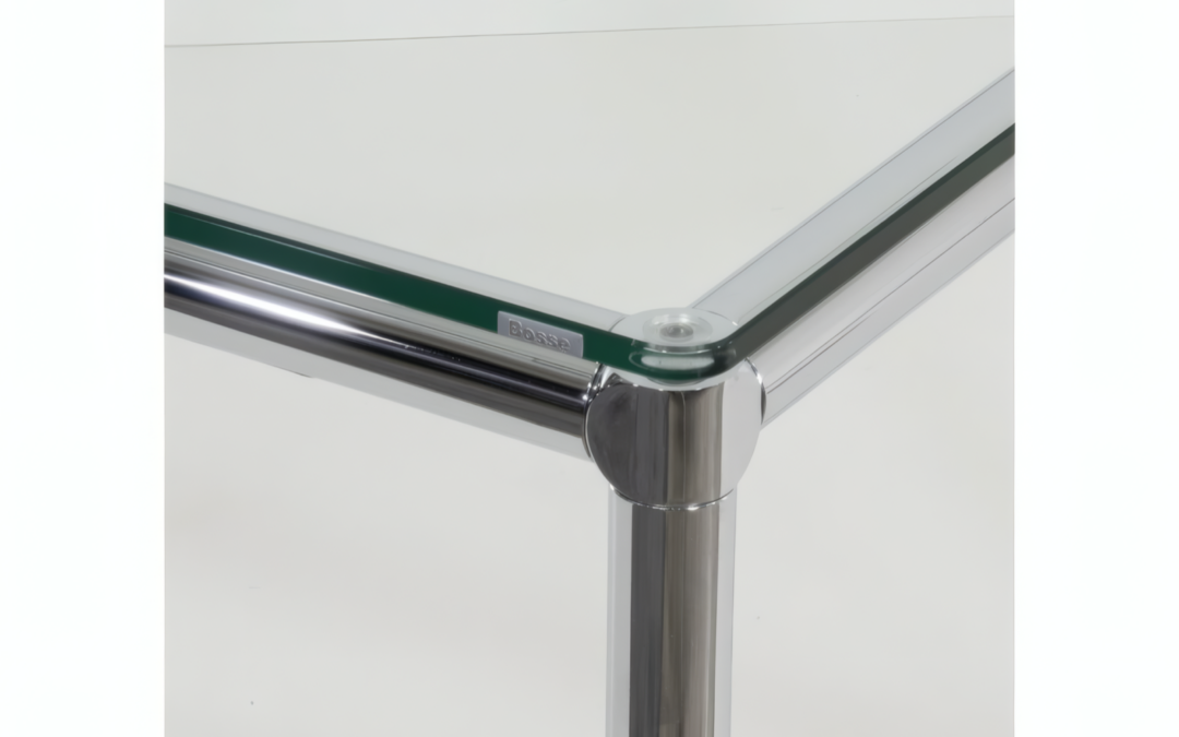 210406409_schreibtisch-bosse-s-desk-160x80cm-chrom-metall-glas-3_4x3-Upscale