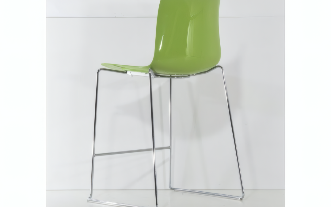 210606464_konferenzstuhl-arper-catifa-46-63x111x54cm-gruen-chrom-weiss-6_4x3-Upscale