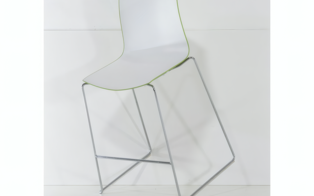 210606464_konferenzstuhl-arper-catifa-46-63x111x54cm-gruen-chrom-weiss-9_4x3-Upscale