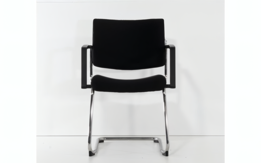 240907901_konferenzstuhl-freischwinger-dauphin-stapelbar-schwarz-chrom-stoff-kunststoff-1_4x3-Upscale