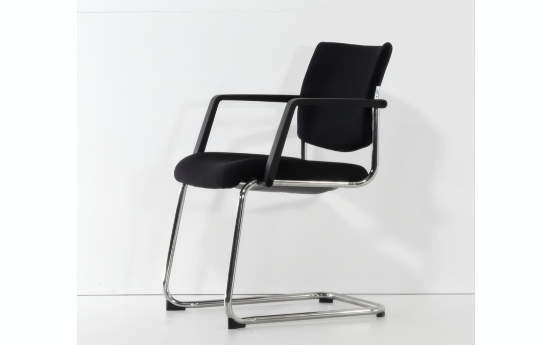 240907901_konferenzstuhl-freischwinger-dauphin-stapelbar-schwarz-chrom-stoff-kunststoff-7_4x3-Upscale