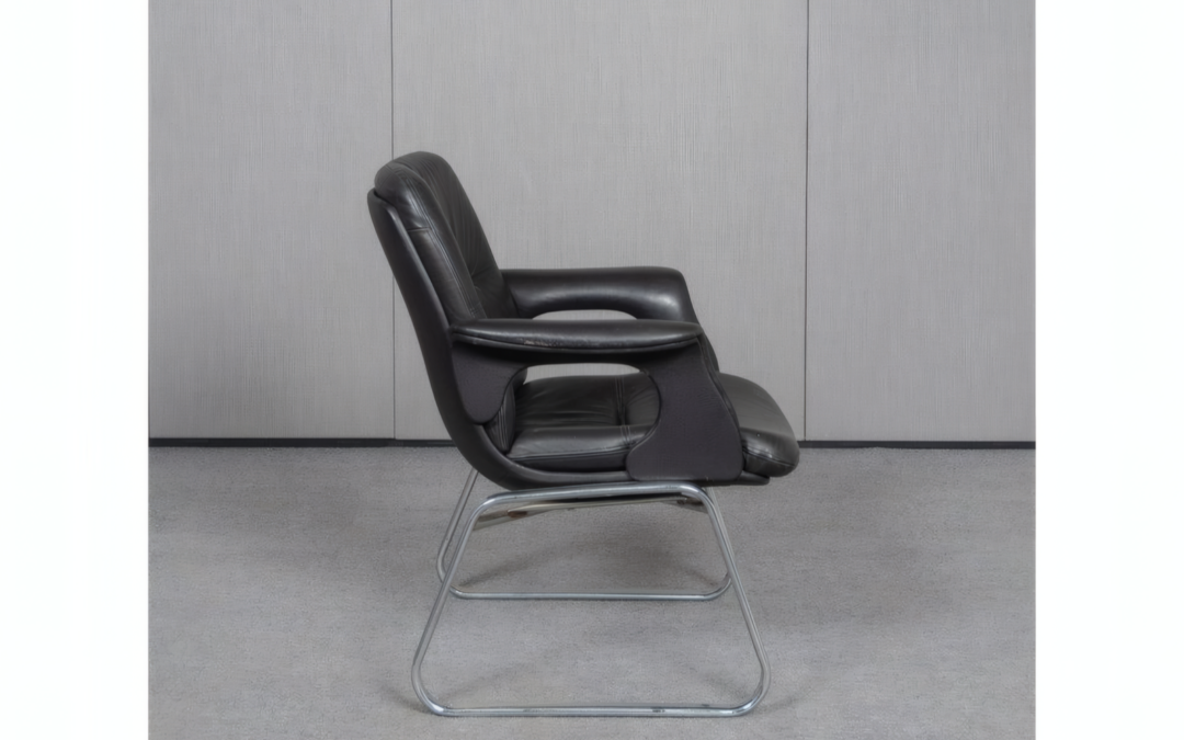 250108030_loungesessel-70er-original-ch-sw-69x83x57cm-schwarz-chrom-leder-3_4x3-Upscale