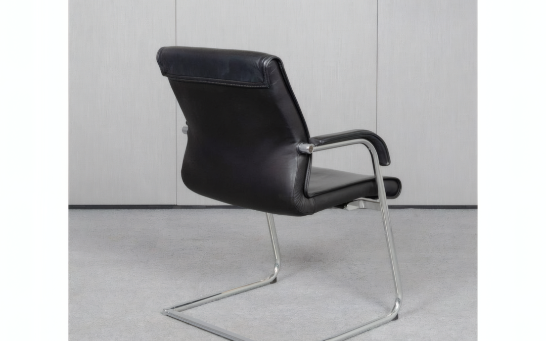 250108033_konferenzstuhl-wilkhahn-fs-64x91x58cm-schwarz-chrom-leder-4_4x3_-Upscale