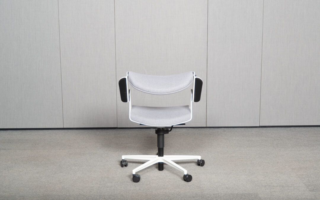260708453-koenig-neurath-balance-chair-sitz-stehstuhl-fusskreuz-weiss-grau-6